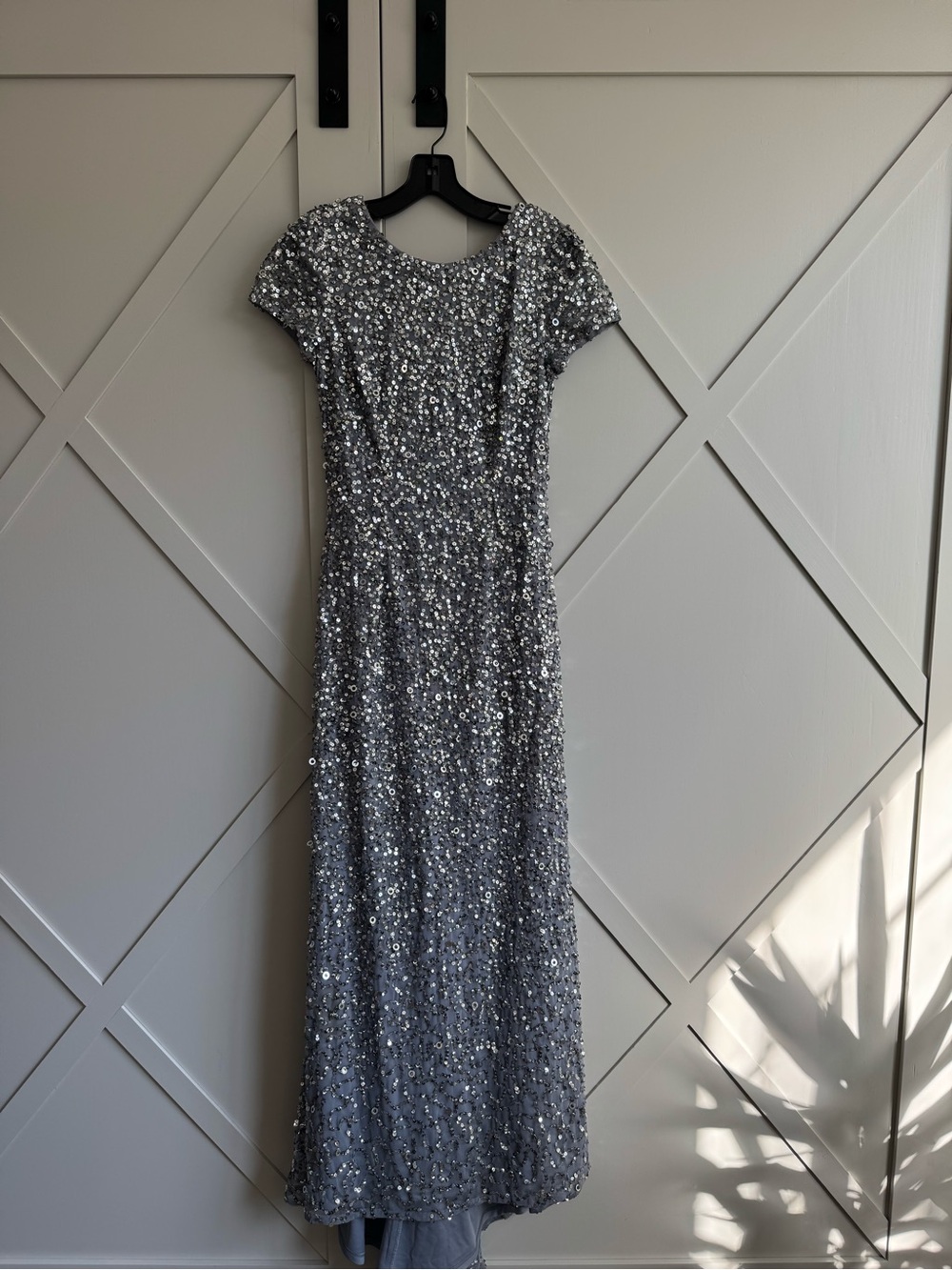 Adrianna Papell Scoop Back Sequin Gown Silver & Gray Size 4